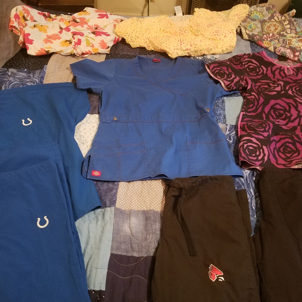 Colts Scrubs & Others Bundle